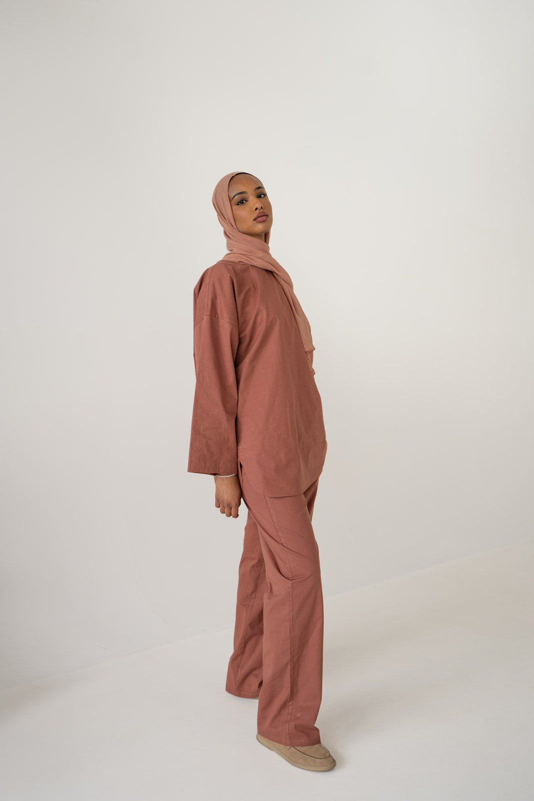 ENSEMBLE ESSENTIEL  TERRACOTTA