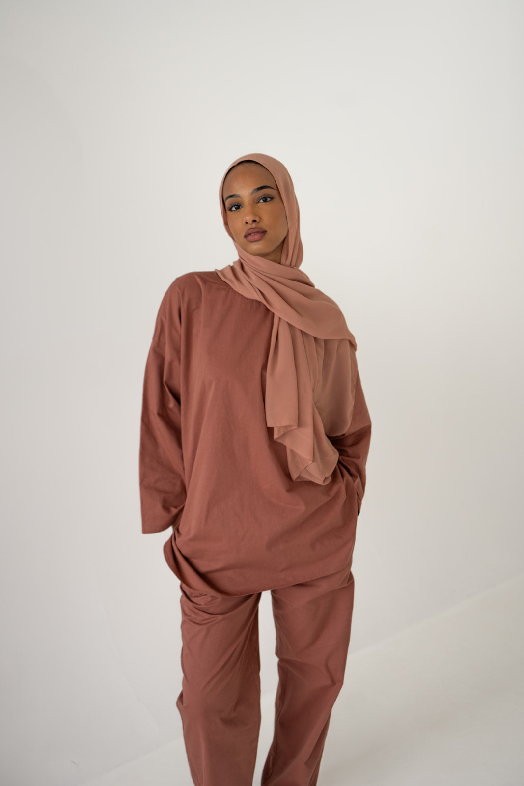 ENSEMBLE ESSENTIEL  TERRACOTTA